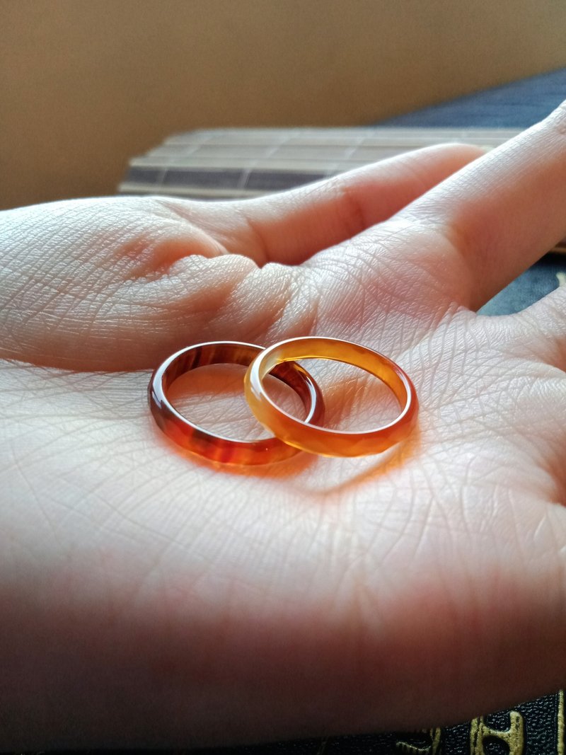 Anonymous mountains and rivers. Patterned red agate ring. faceted hoop ring - General Rings - Jade Red