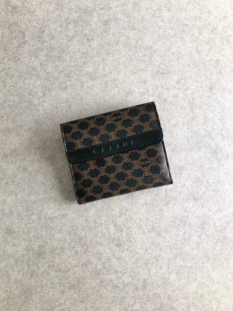 [Direct from Japan, branded used bag] CELINE Macadam wallet, black, logo embossed PVC leather, tri-fold wallet, vintage a3fu5e - Wallets - Waterproof Material Black