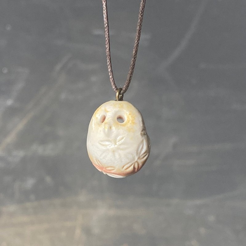 Wood fired pottery essential oil necklace white flower owl - สร้อยคอ - ดินเผา สีกากี