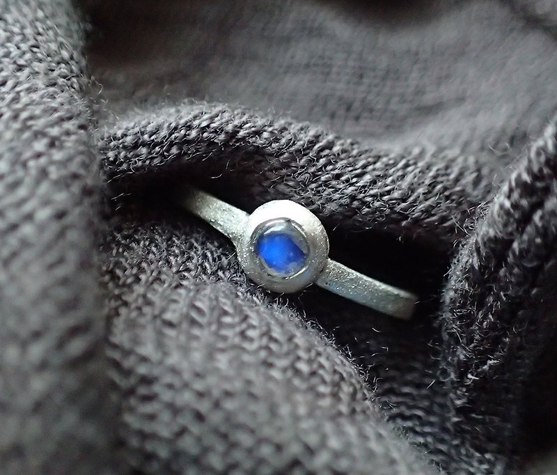 Natural Moonstone, 999-Fine-Silver, ring - General Rings - Sterling Silver Silver