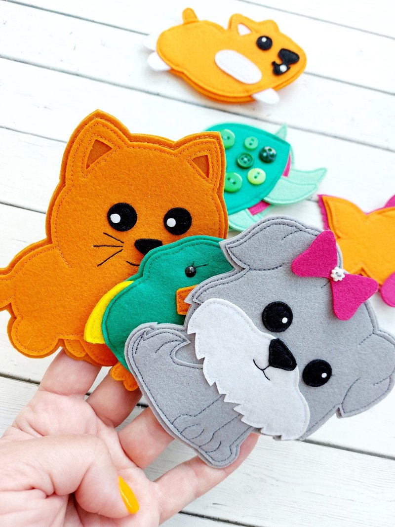 Mini cloth book, my first book COLORS,Learn About Pets with Finger Toys - 寶寶/兒童玩具/玩偶 - 其他材質 黃色