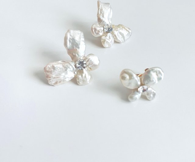 ケシパールの蝶々ピアス(イヤリング) - ショップ Core&Coeur ピアス