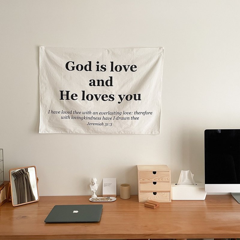 JIN CHA GOD- 棉麻質感掛布 God is love and he loves you/基督 - 海報/掛畫/掛布 - 棉．麻 