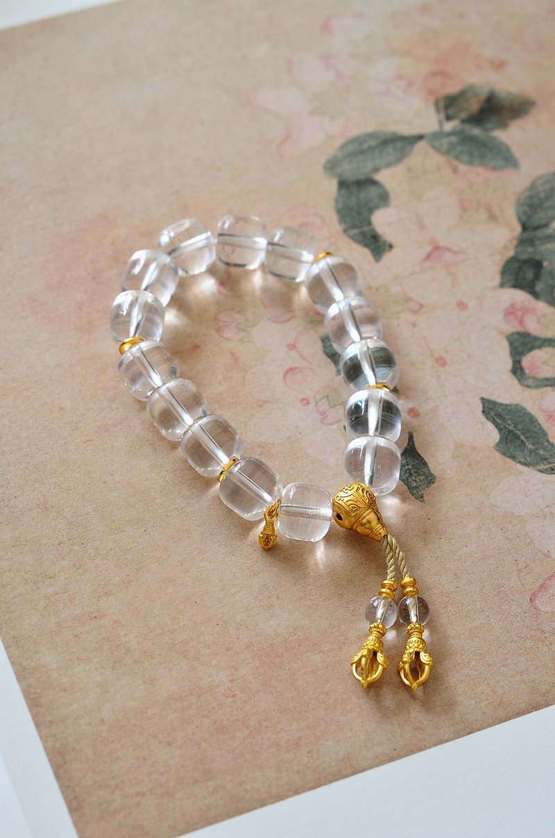 Natural raw mineral white crystal old-style beads sterling silver gilt accessories design single circle bracelet handheld s - สร้อยคอ - คริสตัล ขาว