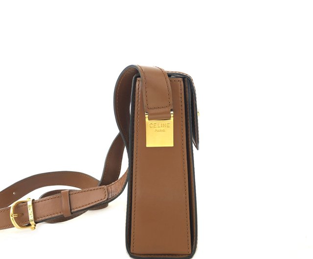 CELINE ロゴ入り レザーショルダーバッグ 日本直送 名牌中古包 】CELINE セリーヌ ロゴ ガンチーニ レザー