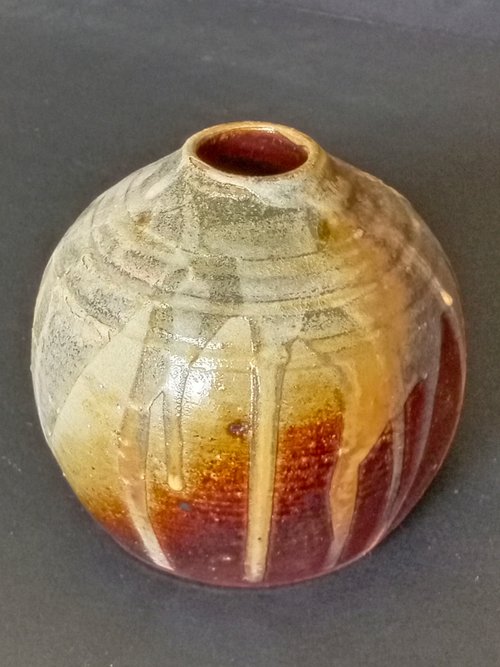 圓臻工作室 巖礦落灰--柴燒花器