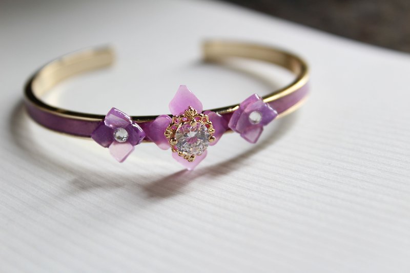 Hydrangea Shrink plastic purple bracelet with rhinestones - Bracelets - Other Metals Purple