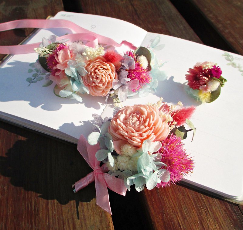 ❤【Rouqingsishui──結婚式の手首の花/コサージュ/リング]❤（私たちのキット）ドライフラワープリザーブドフラワー手首のコサージュの花のブローチリングのブレスレットは、アジサイの結婚式の写真屋外写真の小さな結婚式をバラ花嫁とブライドの結婚式のビュッフェでした - ブレスレット - その他の素材 