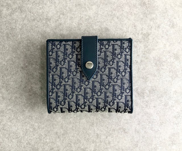 超美品✨クリスチャンディオール　二つ折り財布　ネイビー Dior　大人気 超美品✨クリスチャンディオール 二つ折り財布 ネイビー Dior 大人気