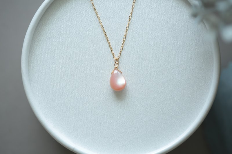 lovely pink natural pink shell drop-shaped 14kgf necklace natural stone birthday gift petty bourgeoisie - Necklaces - Gemstone Pink