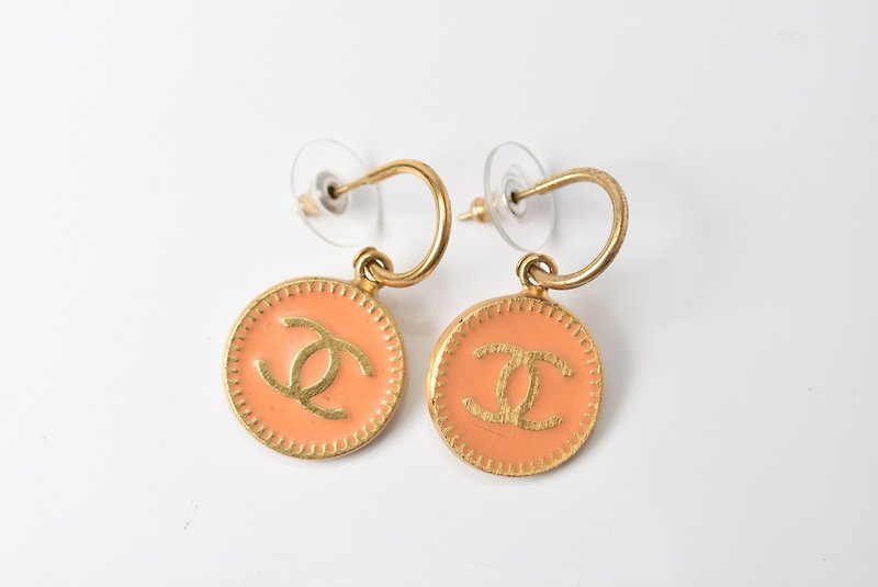 CHANEL earrings CHANEL circle motif here mark coral pink/gold [used] - ต่างหู - โลหะ สีทอง
