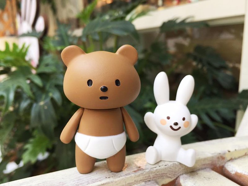 [Hong Kong] FLUFFY HOUSE diapers with Bear mischief rabbit group (Nappy Bear) - ตุ๊กตา - กระดาษ สีนำ้ตาล