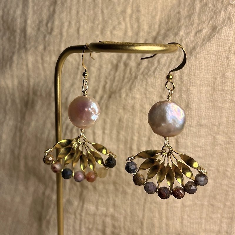Natural Pearl Stone Drop Hook Earrings - ต่างหู - ทองแดงทองเหลือง 