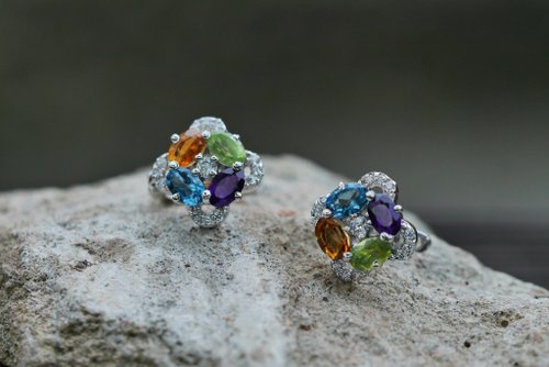 星空寶石 ∣ Starry Gems 脈輪耳環。紫黃水晶。貴橄欖。拓帕石∣禮物 母親節 畢業