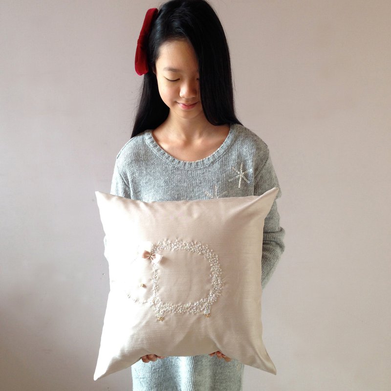 收藏級法式亮片刺繡抱枕 - 棉花糖咩咩 - 枕頭/抱枕 - 寶石 金色