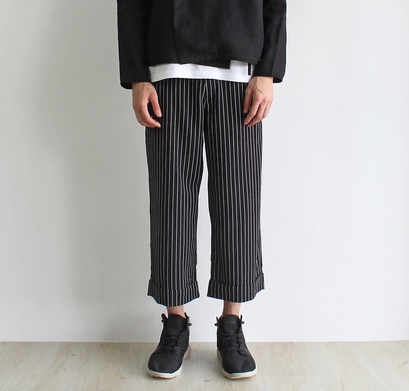 Stripe Culottes - กางเกงขายาว - กระดาษ สีดำ