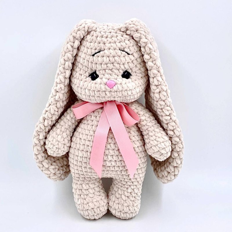 Soft plush bunny, Crochet rabbit, Christmas Gift Wrapping, Knitted animal - ของเล่นเด็ก - เส้นใยสังเคราะห์ สีกากี