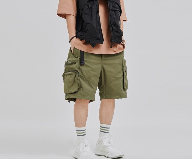 TopBasics Multi-Pockets Cargo Shorts - Shop TOPBASICS. Men's Pants