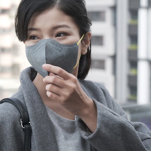 :dc 克微粒口罩 :dc 克微粒-立體奈米薄膜口罩成人 灰口罩+黃耳帶 M Size(6片/盒)