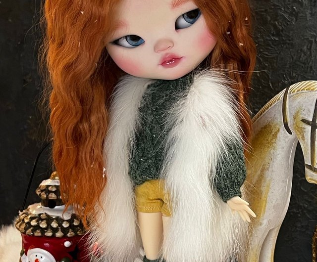 Handcrafted Ooak Blythe Doll With Unique Features - Perfect For