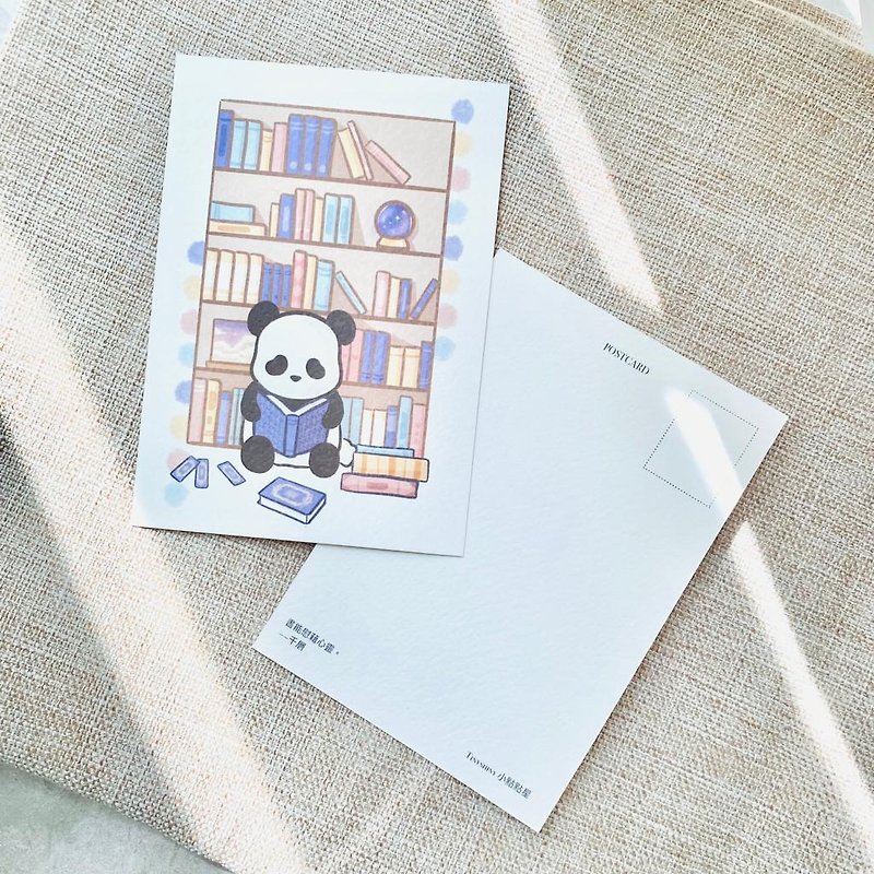 【Books can comfort the soul】Animal postcard丨Panda丨Reading fans - Cards & Postcards - Paper Multicolor