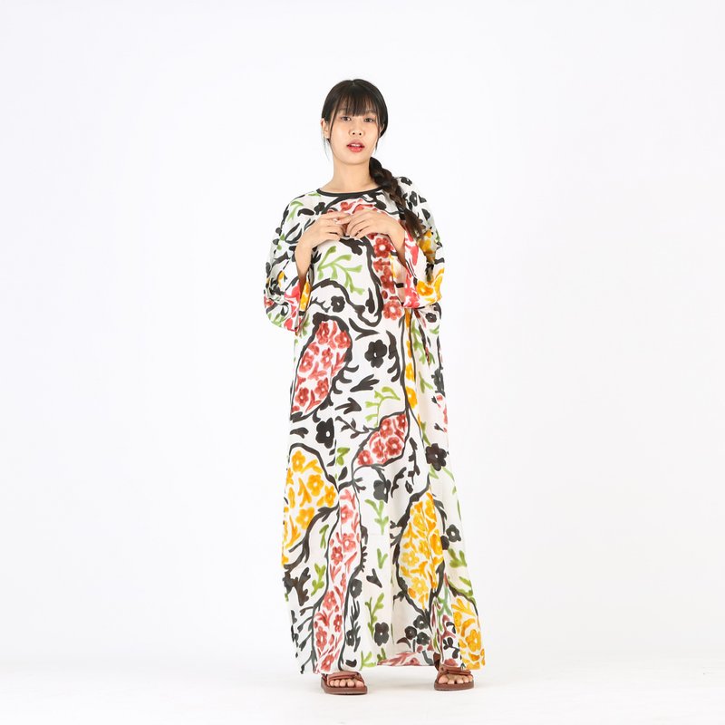 Kaftan Silk Hand Paint Free Size - 洋裝/連身裙 - 絲．絹 多色