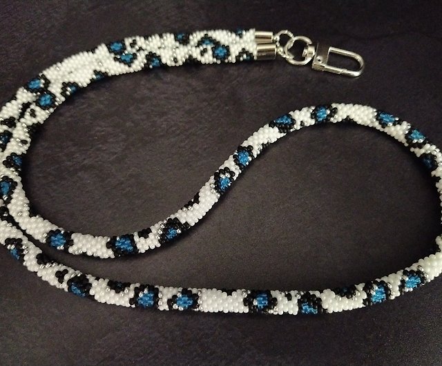 White beaded lanyard Native America for id card holder, gift for teacher -  Shop Valeria Queen Jewelry Lanyards & Straps - Pinkoi