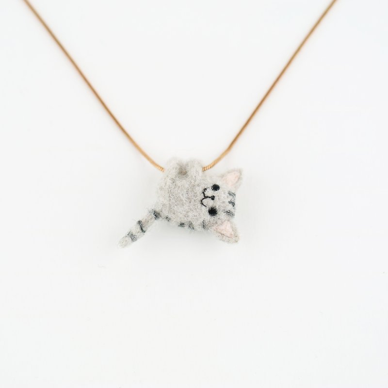 Hug me necklace / wool felting animals – American Shorthair Cat - Necklaces - Wool 