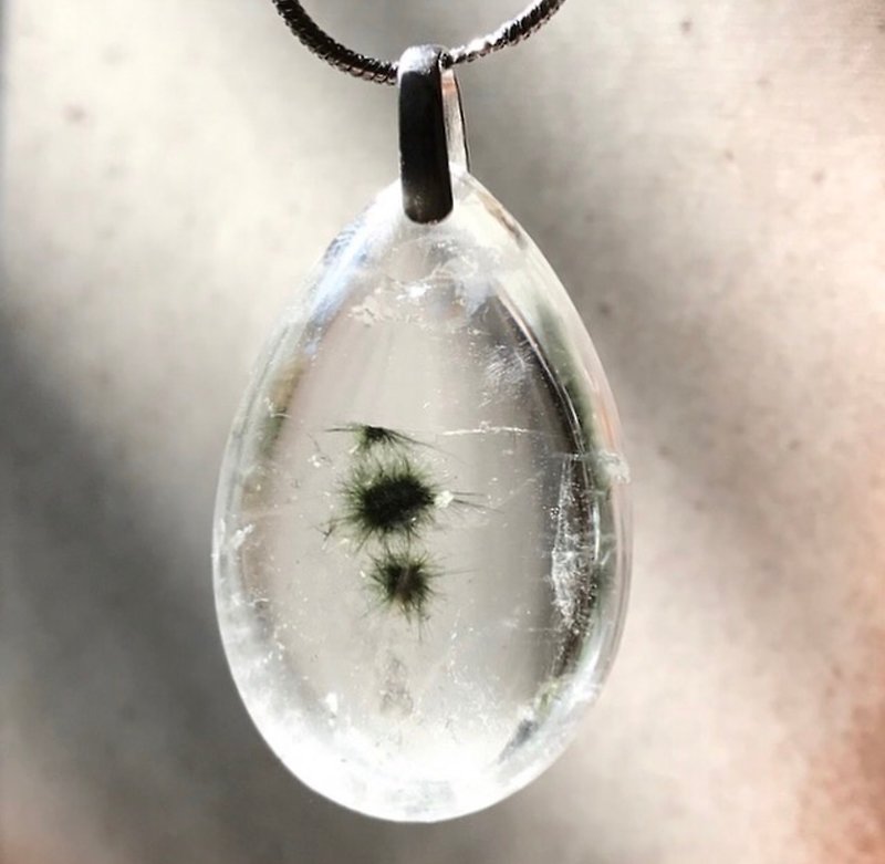 【Lost and find】Natural stone wrapped green hair crystal small seaweed necklace FD18 - Necklaces - Gemstone Green