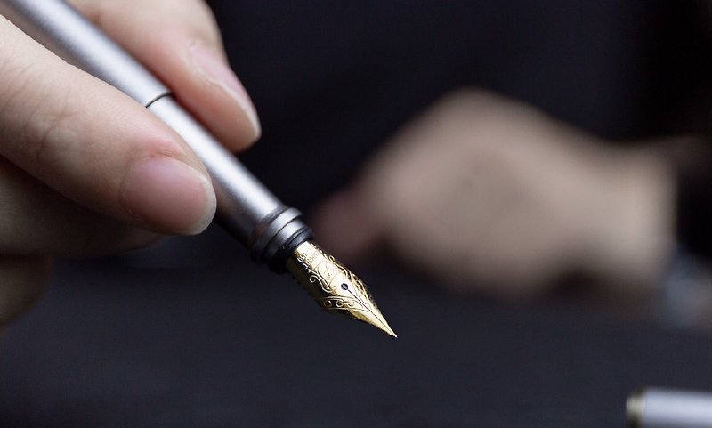 Hoverpen Self-standing Pen [Future] 2-in-1 Combination + Badge Notebook - Fountain Pens - Other Metals 