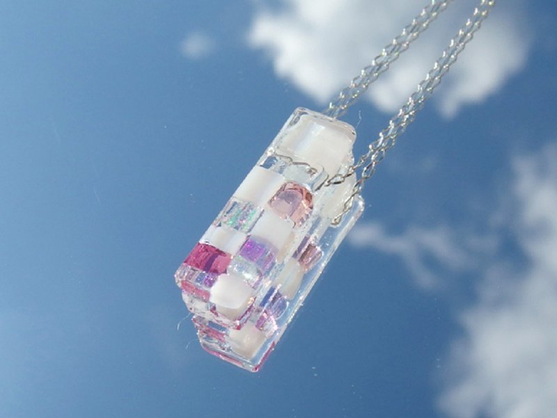 雪ガラス(ゆき【ミニ】【淡雪】)チェーンネックレス 【アロマペンダントに変更可】【綿紐、シルバー925選べます】【受注制作】 - 項鍊 - 玻璃 白色