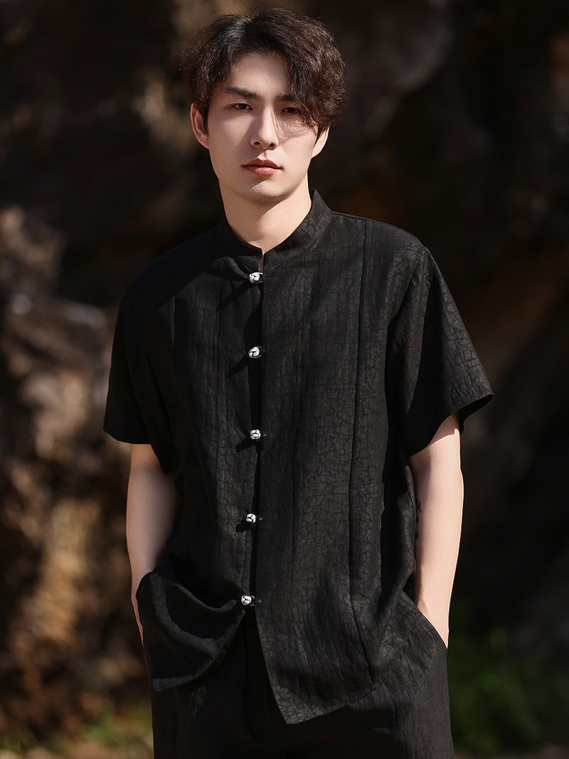 New Chinese retro style tortoise pattern xiangyun yarn short-sleeved shirt - Men's Shirts - Other Materials Black