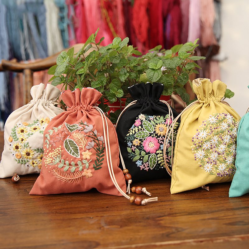 Bundle Pocket Embroidery Handmade DIY Material Bag Drawstring Handheld Storage - Drawstring Bags - Cotton & Hemp 