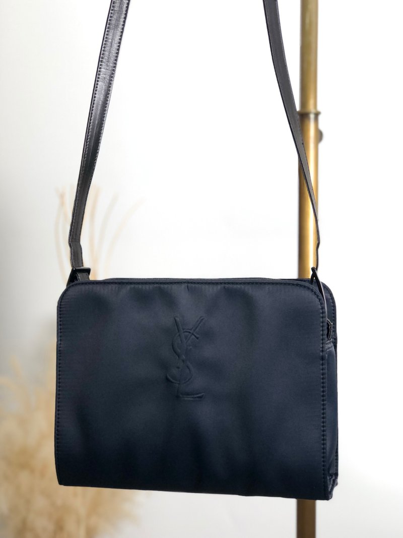 【 日本直送　名牌中古包 】Yves Saint Laurent イヴ・サンローラン ショルダーバッグ ネイビー YSL ナイロン vintage iav52t - 側背包/斜背包 - 真皮 藍色