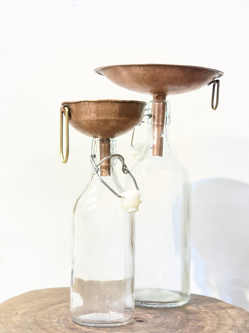 [Kitchen small things] Bronze funnel / collect all the flavors of life - Bar Glasses & Drinkware - Copper & Brass Gold