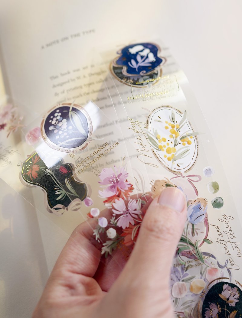 燙金亮面PET膠帶(特油含離型紙) - 飾花語集 - 膠紙/膠帶/紙膠帶 - 紙 多色
