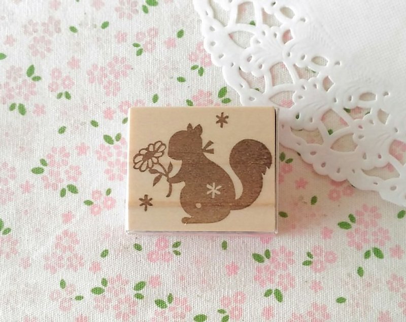 Flowers and squirrels of squirrel - Stamps & Stamp Pads - Rubber Transparent