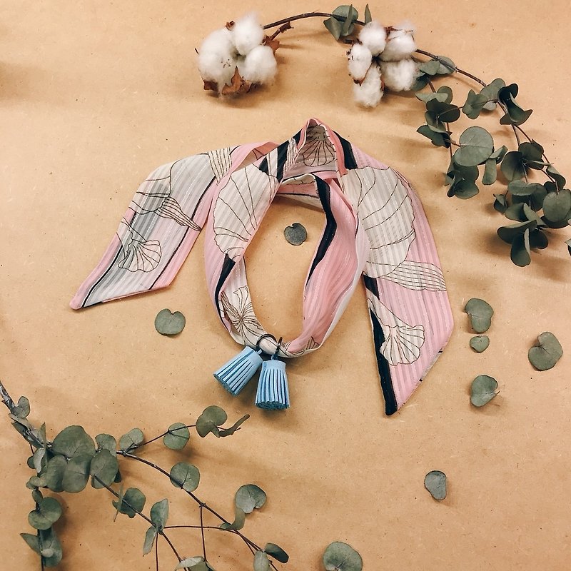Tassel necklace / cute and charming villain (2 colors) - Necklaces - Cotton & Hemp Pink