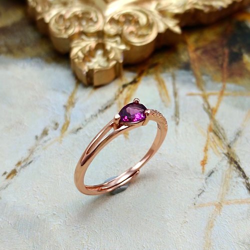 NOW jewelry 玫瑰石榴石 柔美紫粉色光澤 晶體透徹 古典玫瑰金色 純銀戒 禮物
