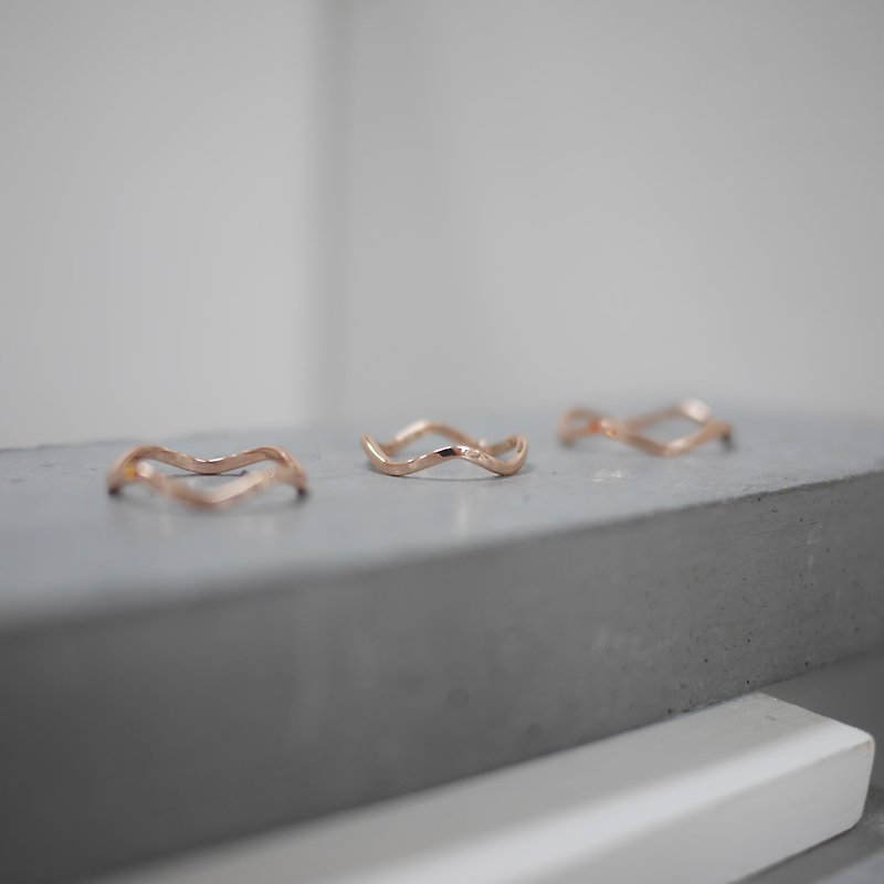 18K Rose Gold Wavy Ring | THE LAYERS - General Rings - Other Metals Pink