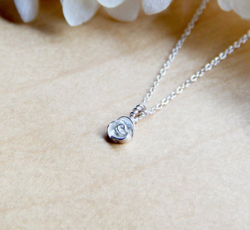 目目設計Gaze 玫瑰系列 - 小玫瑰925純銀手作項鍊 銀飾 禮物 包裝