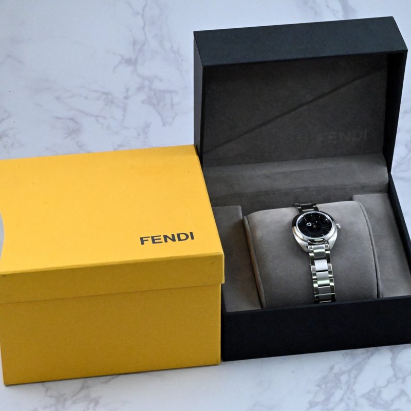 FENDI MOMENTO FENDI women's watch quartz dark green unused from Japan - Women's Watches - Stainless Steel 