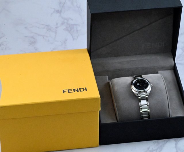 未開封 新品 FENDI フェンディ Momento 楽天市場】フェンディ FENDI 財布 三つ折り ミニ財布 BAGUETTE