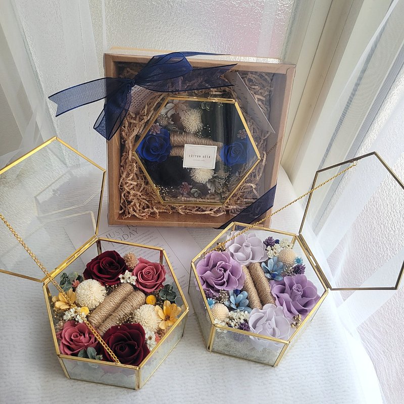 【訂製區】永生花金邊玻璃戒盒。大。附禮盒包裝 - 擺飾/家飾品 - 植物．花 