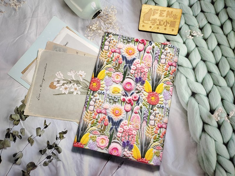 Embroidery series-thin cotton fabric fantasy flower embroidered cloth book cover-cloth book cover-cloth book cover applicable to A5-25K - ปกหนังสือ - ผ้าฝ้าย/ผ้าลินิน 