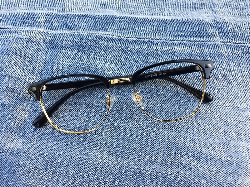 Classic eyebrow eyeglasses Black vintage glasses frame - Glasses & Frames - Other Materials Black