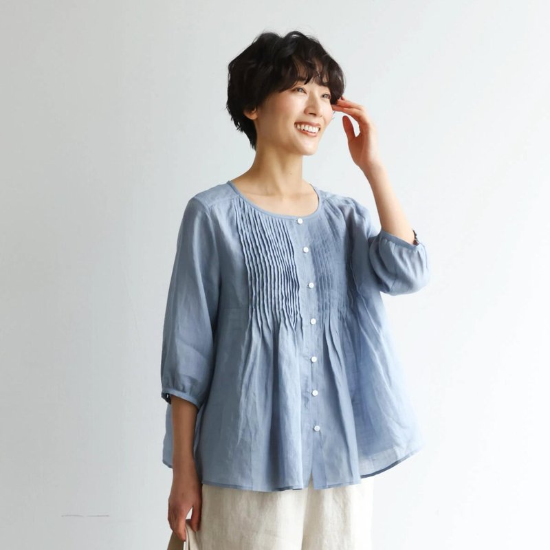 ふんわりAラインが可愛い  風通し良く夏らしい麻ブラウス ピンタック入りブラウス　ブルーグレー250422-4 - 女襯衫 - 棉．麻 