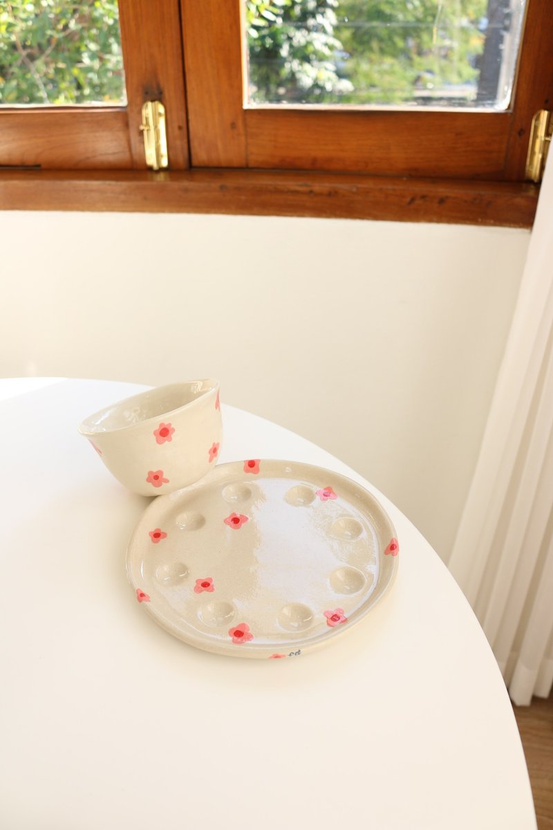 カップ付きパレットラウンドセラミックピンクチューリップ - 花瓶・植木鉢 - 陶器 ピンク