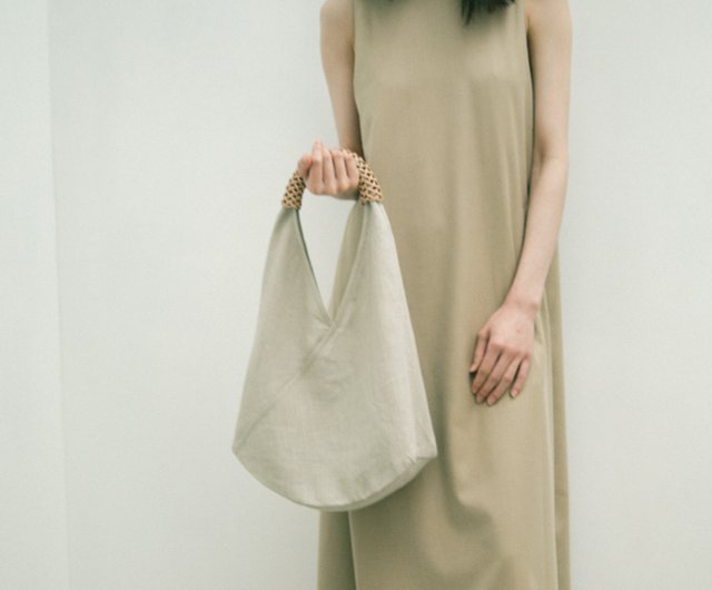 Woven Triangle Bag in Linen - Shop Kamaro'an Handbags & Totes - Pinkoi