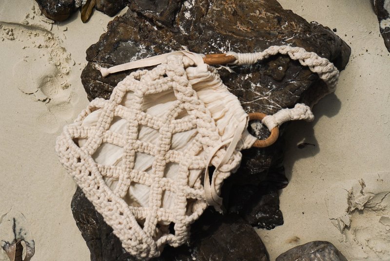 Palit Macrame crossbody bag (White rope) - 後背包/背包/書包 - 其他材質 